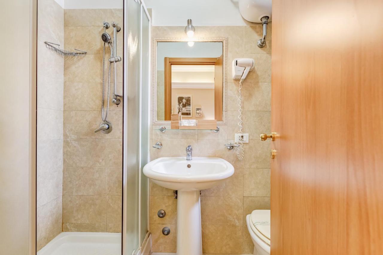 Jmartins Roma Suites ภายนอก รูปภาพ